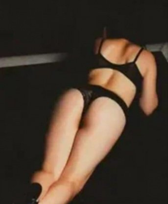 🔥🔞
У меня есть опыт и совершенное мастерство, чтобы сделать тебя счастливым и расслабленным. Развратная игривая киска с нежными губками и идеальной фигурой жаждет взять тебя в свои объятия. 💦💏
Мои услуги включают классический и эротический массаж, стриптиз, оральный и классический секс, ролевые игры и многое другое. Ты можешь полностью расслабиться и довериться моим нежным рукам. 💆♂️💫
Мои фото настоящие и актуальные, без фотошопа. Я живу в Москве и с удовольствием встречусь с достойным джентльменом, чтобы сделать его вечер незабываемым. 💋🌃
Отзывы моих довольных клиентов говорят сами за себя - я нежная и индивидуальная девушка, которая умеет слушать и поддержать. Позвони мне и ты ощутишь настоящую страсть и наслаждение! 💞📞 Яна